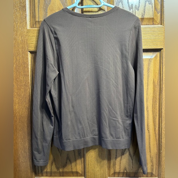 Athleta in motion seamless top - Picture 3 of 4